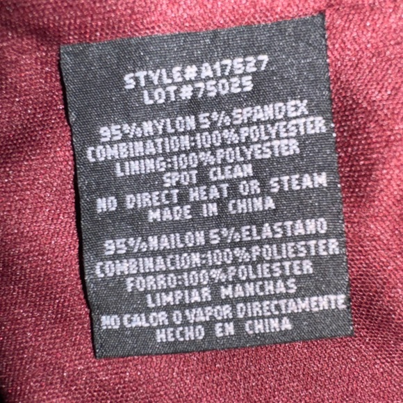 Betsy & Adam Long Open Back Mermaid Lace Dress Size 6 - Picture 9 of 9